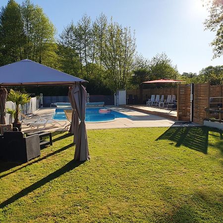 Luxury Safari Tents At Moulin Du Pommier Glamping & Camping Saulgond Εξωτερικό φωτογραφία