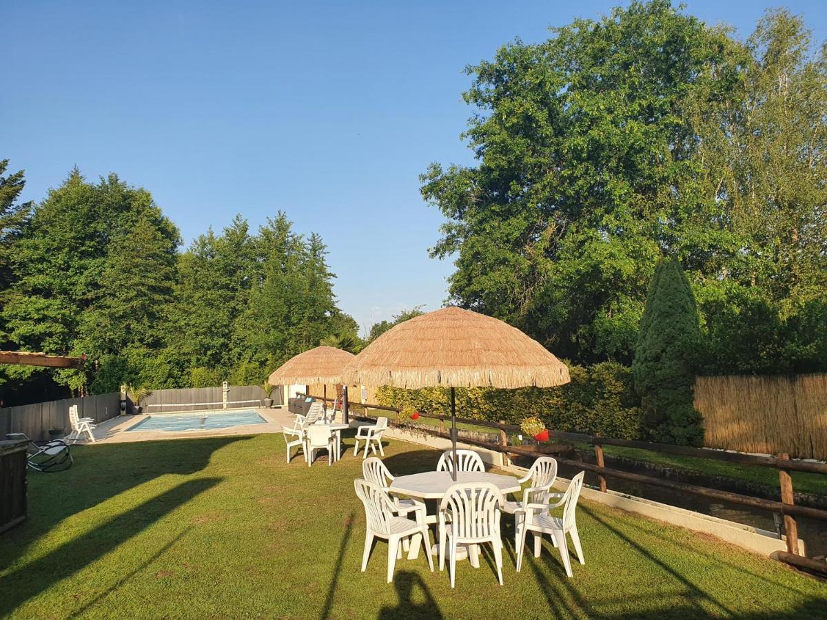 Luxury Safari Tents At Moulin Du Pommier Glamping & Camping Saulgond Εξωτερικό φωτογραφία