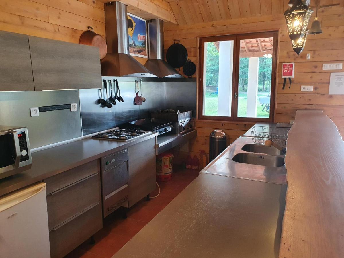 Luxury Safari Tents At Moulin Du Pommier Glamping & Camping Saulgond Εξωτερικό φωτογραφία
