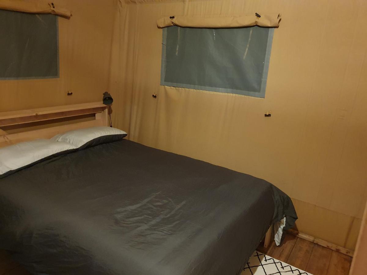 Luxury Safari Tents At Moulin Du Pommier Glamping & Camping Saulgond Εξωτερικό φωτογραφία