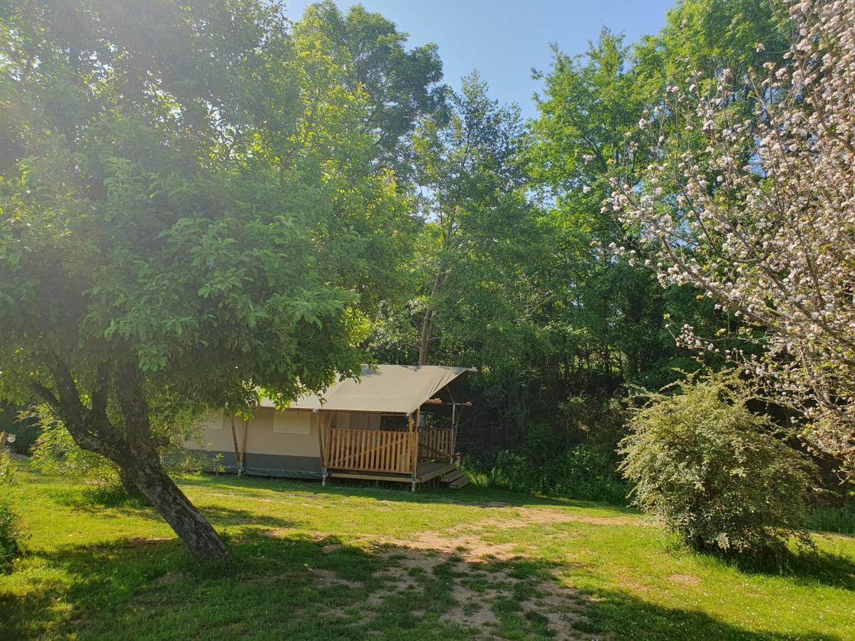 Luxury Safari Tents At Moulin Du Pommier Glamping & Camping Saulgond Εξωτερικό φωτογραφία