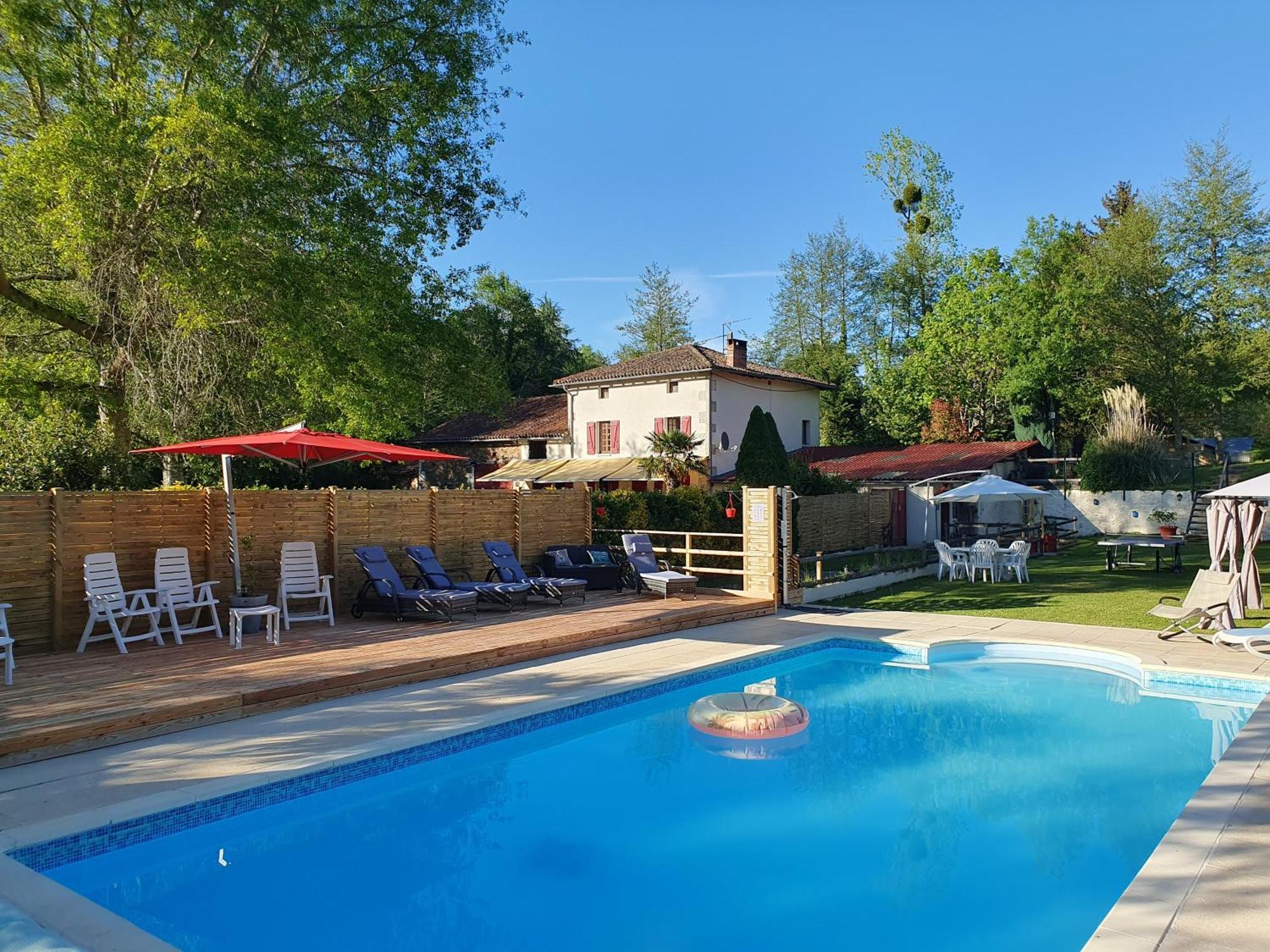 Luxury Safari Tents At Moulin Du Pommier Glamping & Camping Saulgond Εξωτερικό φωτογραφία
